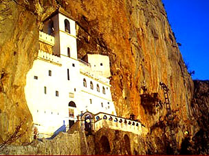 manastir_ostrog.jpg