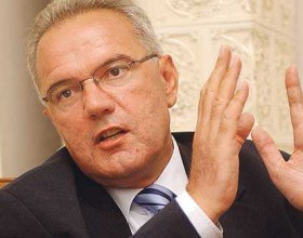 mimica.jpg