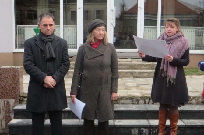 Prosvjednoj sjednici Antifašističke lige prisustvovali su i Milorad Pupovac te Vesna Teršelič<br>