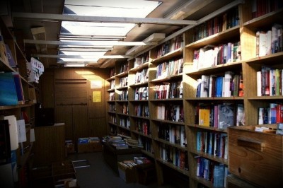 Unutrašnjost bibliobusa (gkr.hr)<br>