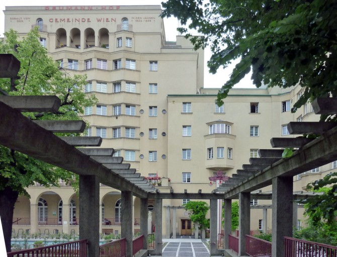 Reumannhof (Foto: Payton Chung, Flickr)