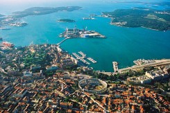 pula_foto_orlovic_wikipedia.jpg
