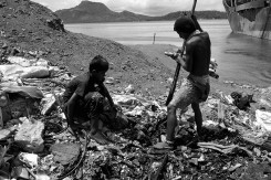 Lav Diaz, Djeca oluje (scena iz filma)<br>