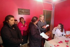 Foto:&amp;nbsp;Promotivne aktivnosti i organizirani probir na karcinom dojke u romskom naselju Parag u Međimurskoj županiji (hzjz.hr)